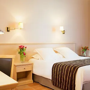 *** Hotel Artea Aix Centre Francia